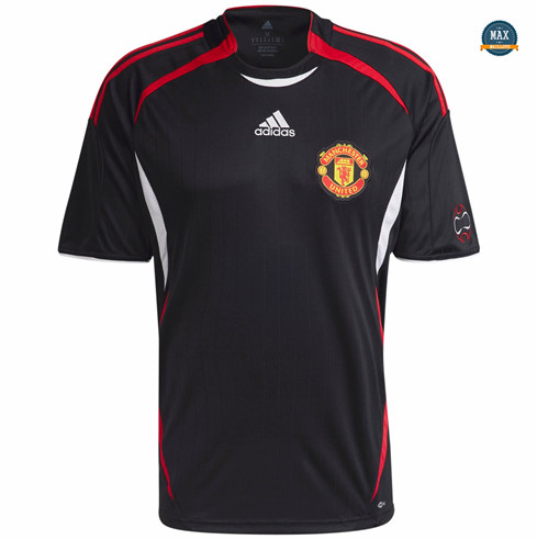 Max Maillots Foot Manchester United pre-match training 2021/22